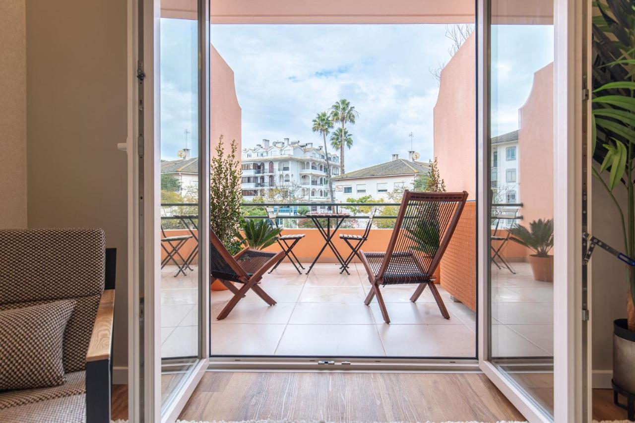 Deluxe 2bdr In Carcavelos By Lovelystay * Carcavelos (Lisbon)