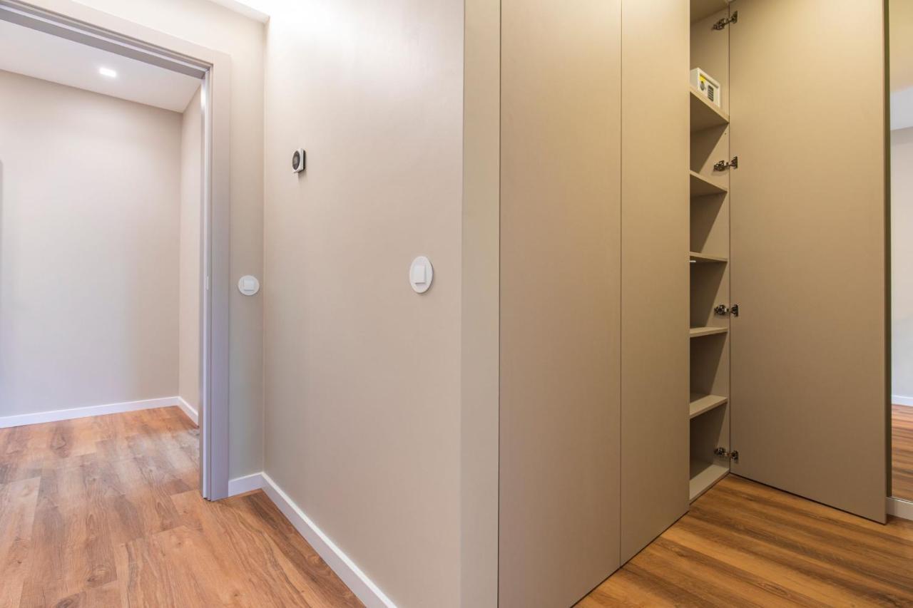 Deluxe 2bdr In Carcavelos By Lovelystay Carcavelos (Lisbon)