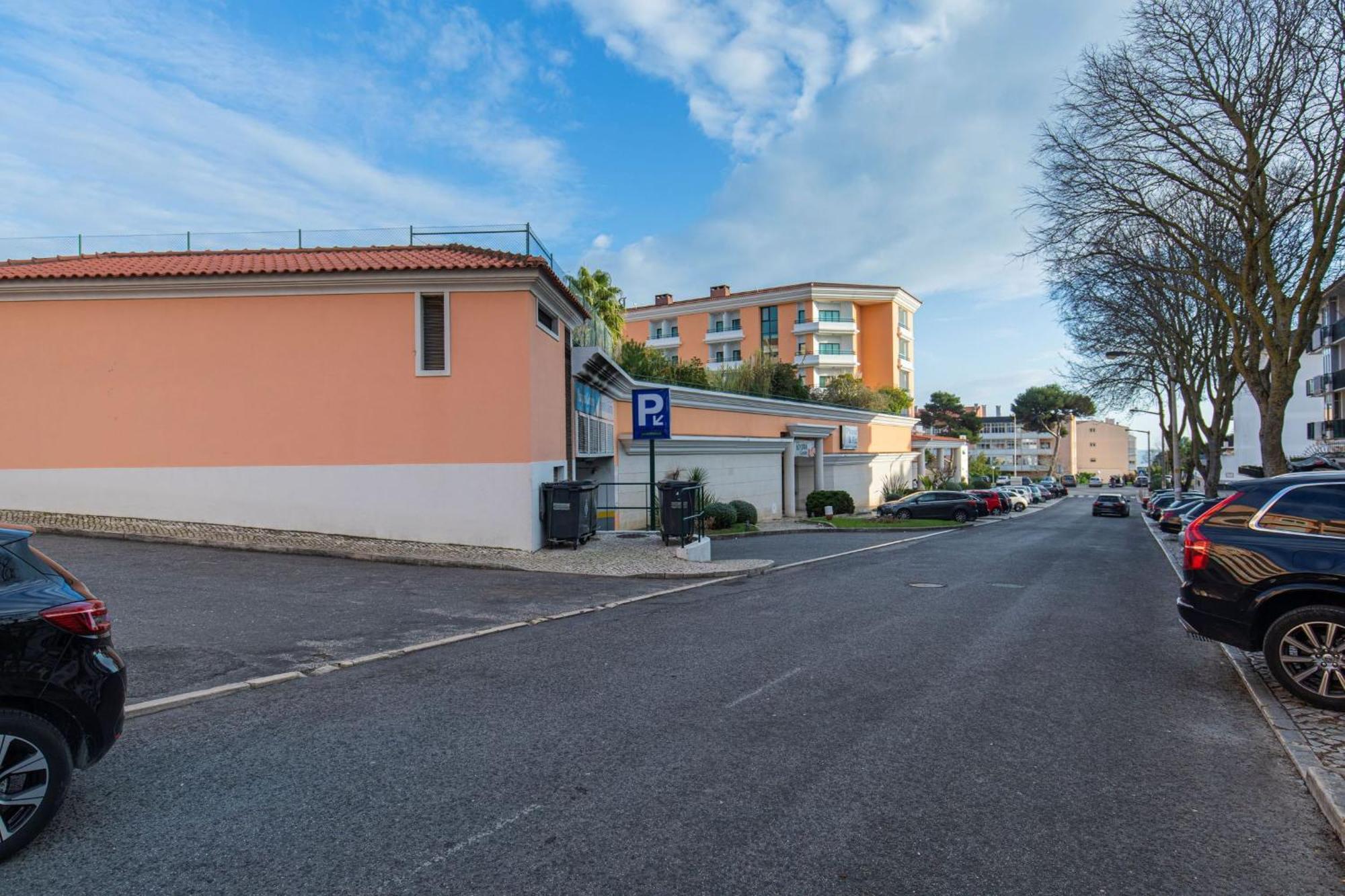 Apartment Deluxe 2bdr In Carcavelos By Lovelystay *