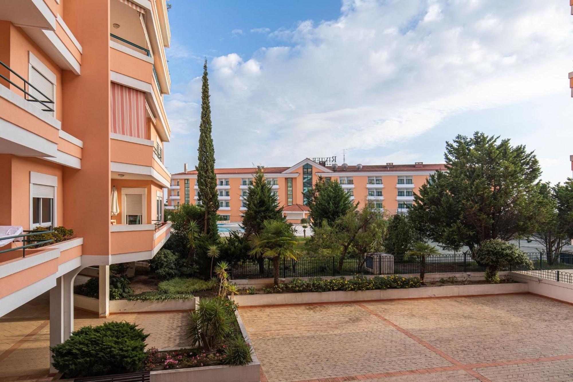Deluxe 2bdr In Carcavelos By Lovelystay Apartment Carcavelos (Lisbon)